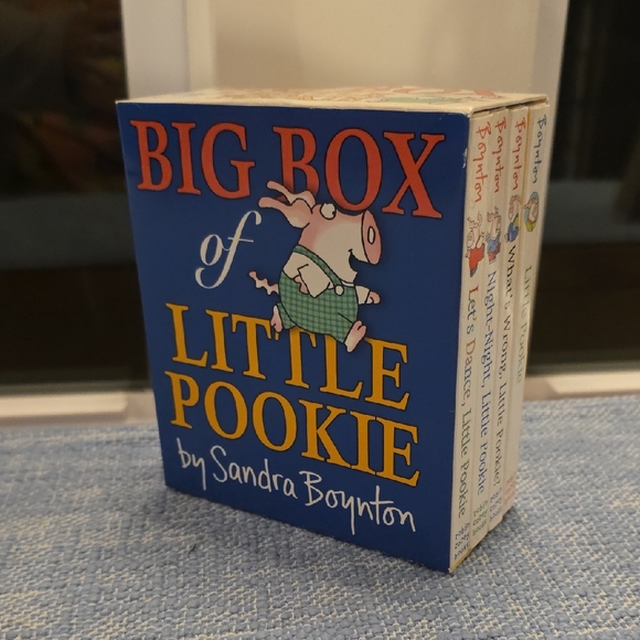 robin corey books Other - Little Pookie Book Set by - Blue Box